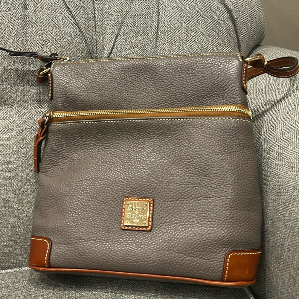 Dooney and Bourke pebble leather handbag